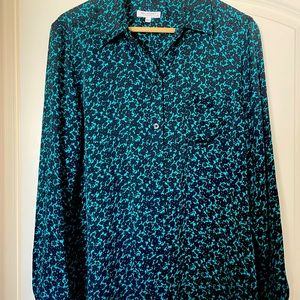 Equipment Buttons Down Shirt.